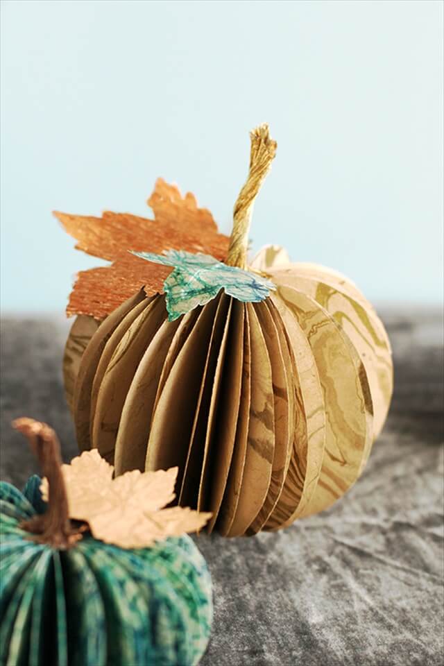 centerpiece diy thanksgiving pumpkin pumpkins paper accordion