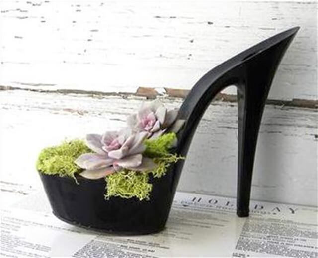 22 DIY Shoes Planter Ideas DIY to Make