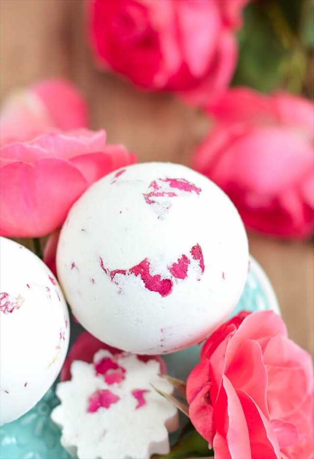 16 DIY Bath & Shower Bomb Ideas DIY to Make