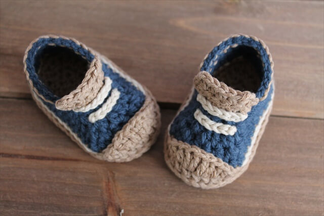 Crochet Pattern for Boys Booties quot;Cretequot; Sneaker, Modern Pattern, l