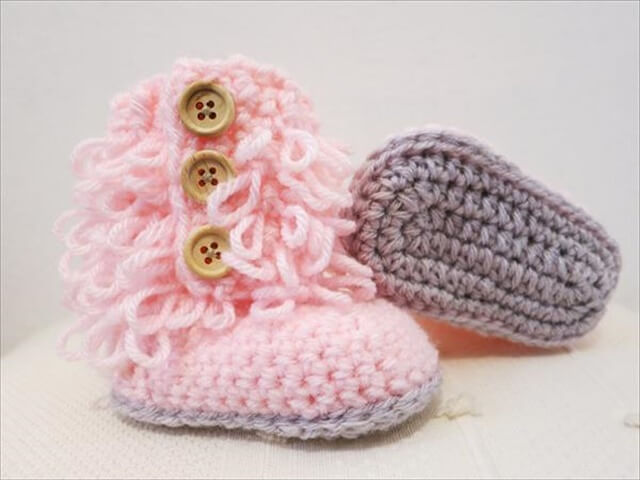 16 DIY Cute Crochet Baby Booties DIY to Make