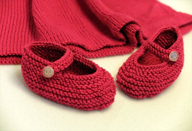 25-easy-crochet-newborn-baby-booties-diy-to-make