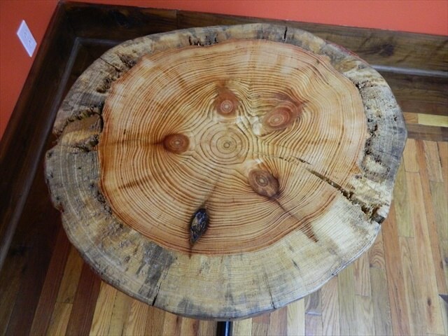 Rustic Salvaged Pine Circle Cut Tree Log Slice