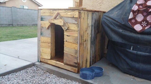14 DIY Doghouse Design | DIY to Make