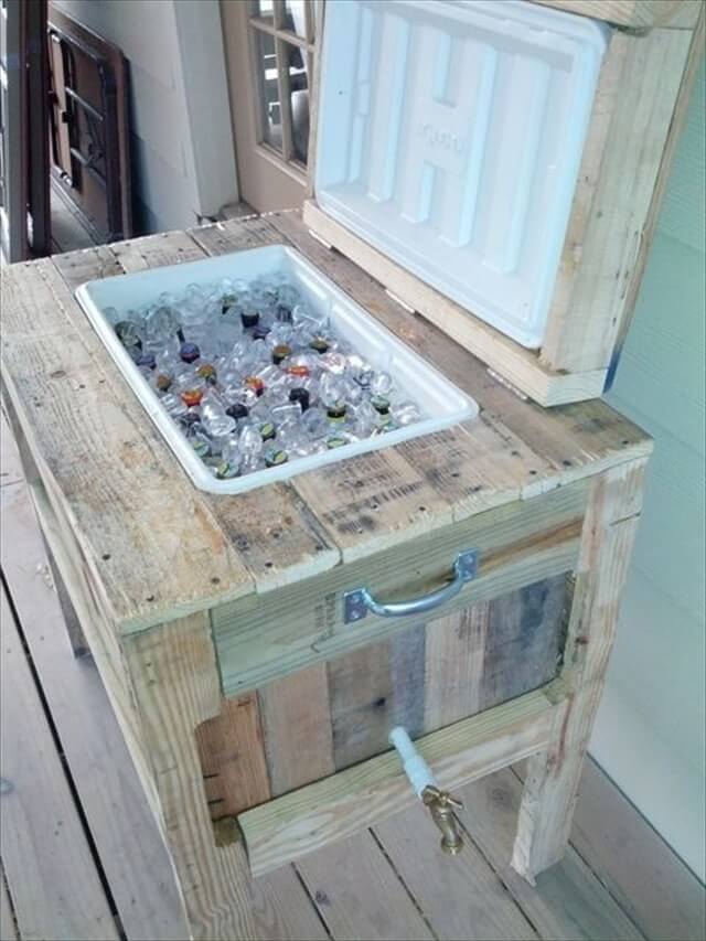 9 DIY Pallet Cooler Ideas | DIY to Make