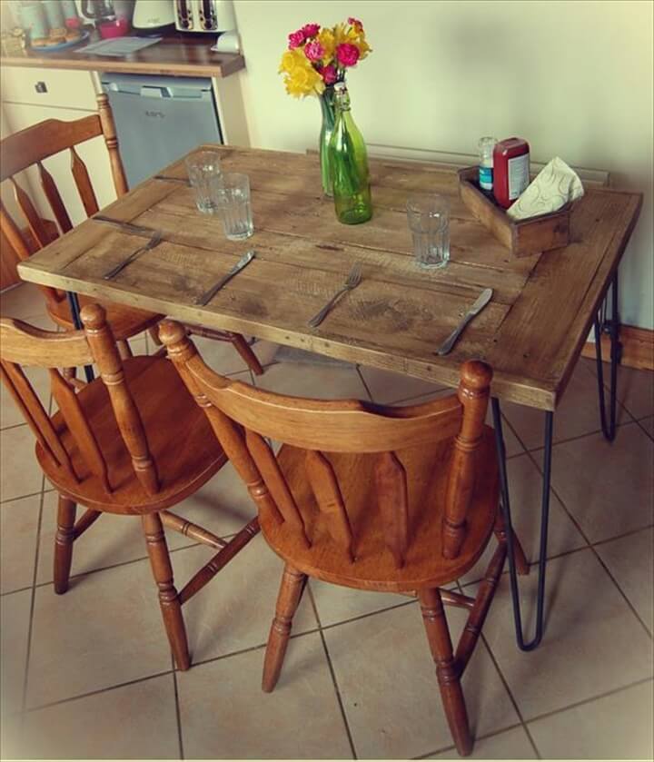 Recycled Wood Pallet Dining Table DIY Salvaged Wooden Recycled Wood Pallet Dining Table DIY Salvaged Wooden