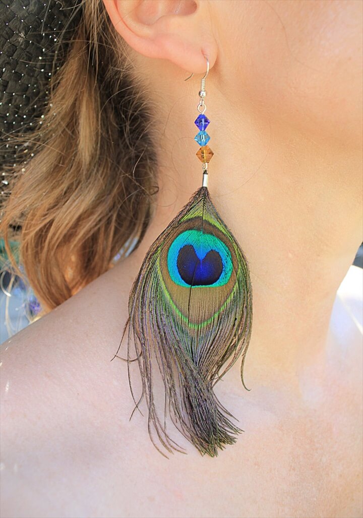 25 DIY Feather Jewelry Design DIY to Make