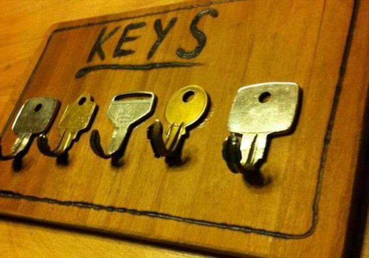 14 DIY Quick & Easy Old Keys Craft Ideas DIY to Make