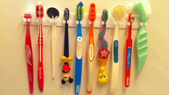 24 DIY Toothbrush Holder Ideas | DIY to Make