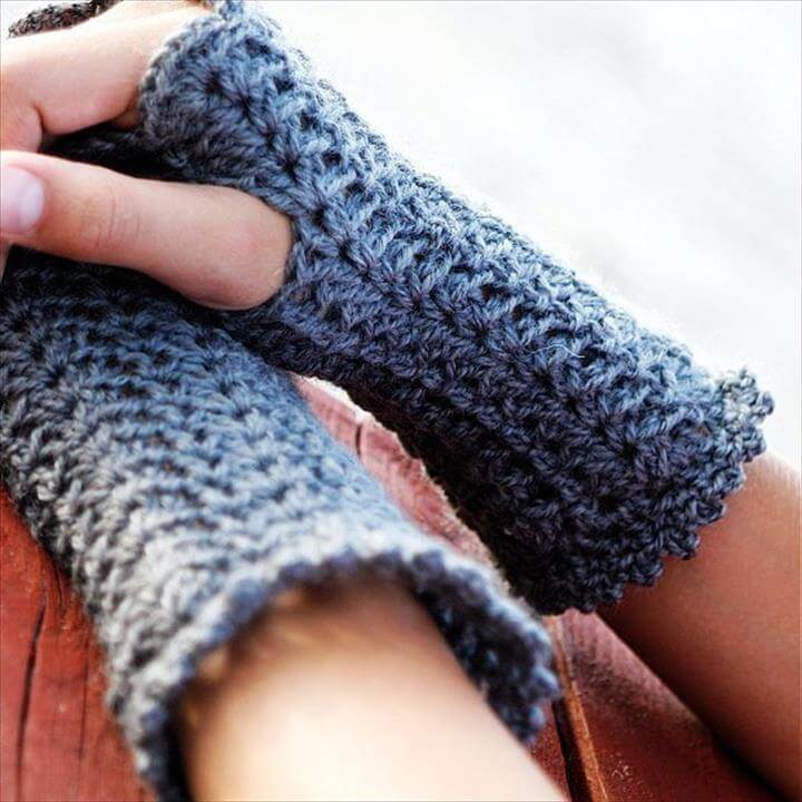 37 Awesome Basic Crochet Fingerless Armwarmers DIY to Make
