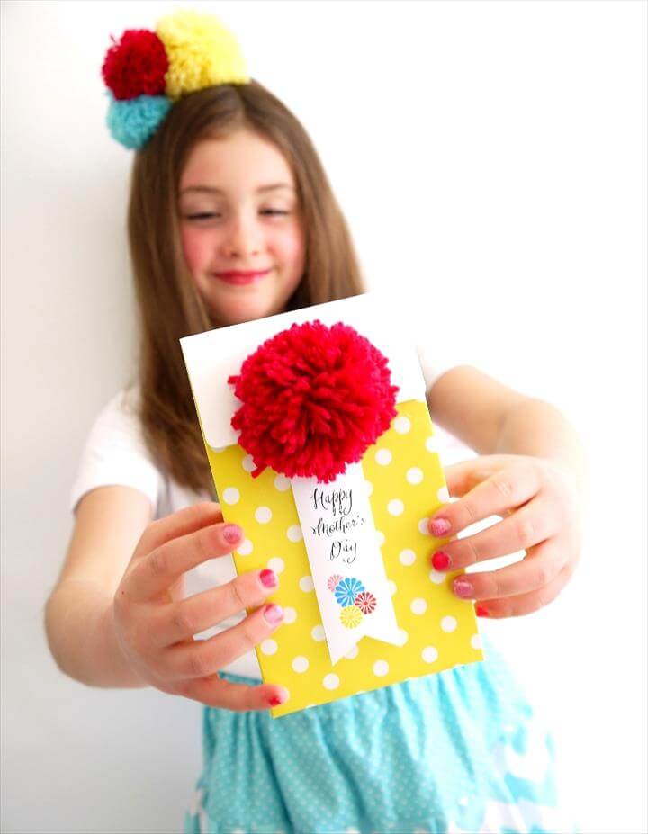 56 Easy To Make Craft Ideas With Pom Pom DIY to Make