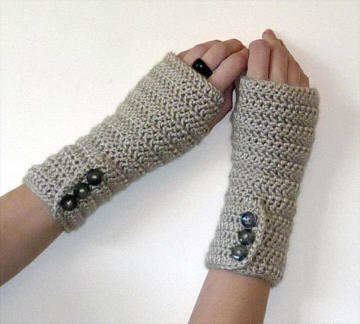 37 Awesome Basic Crochet Fingerless Armwarmers DIY to Make