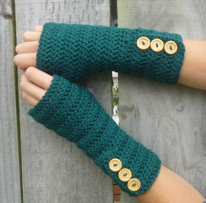 22 Soft & Warm Crochet Gloves DIY to Make