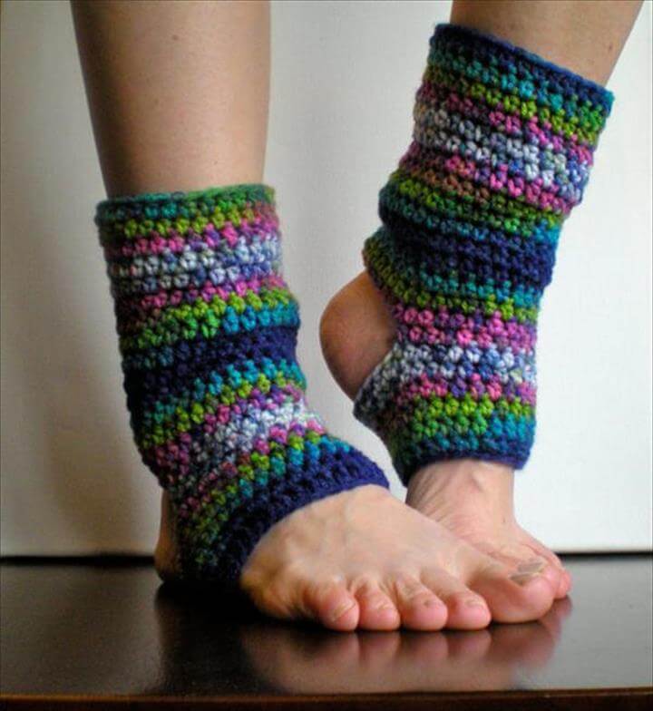 72 Adorable Crochet Winter Leg Warmer Ideas DIY to Make