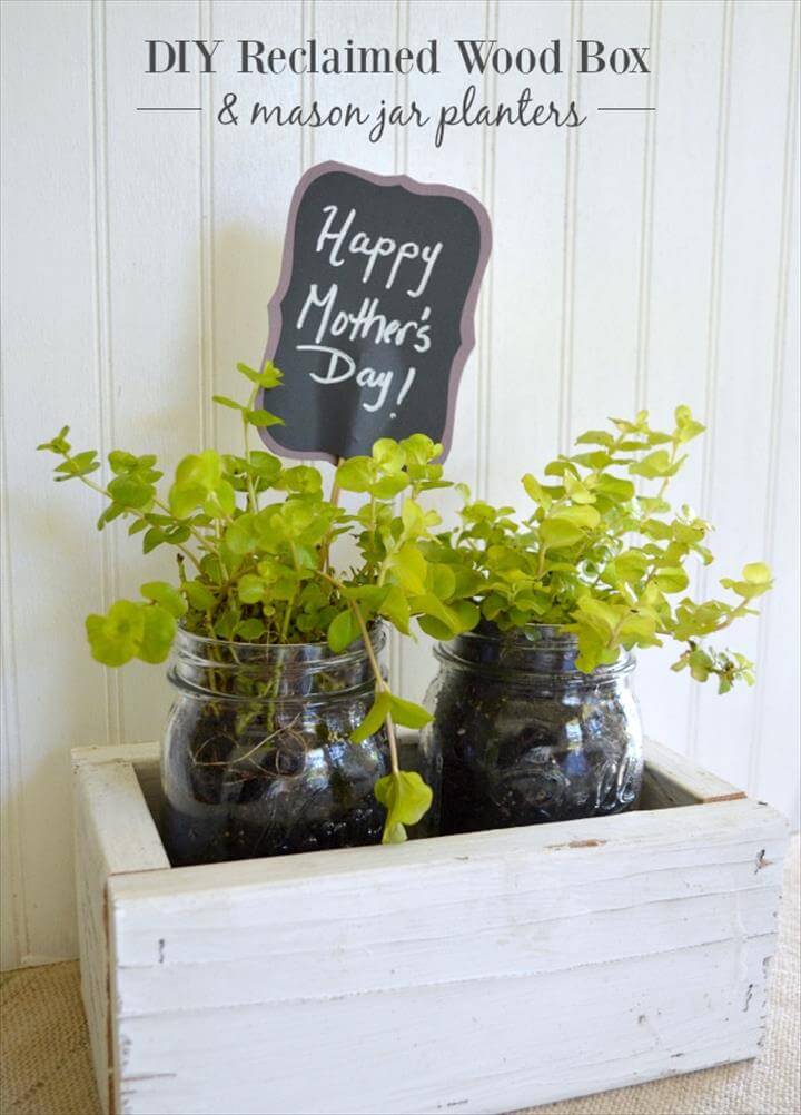45 New Planter Ideas For Using Mason Jars DIY to Make