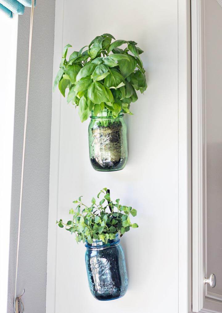 45 New Planter Ideas For Using Mason Jars DIY to Make