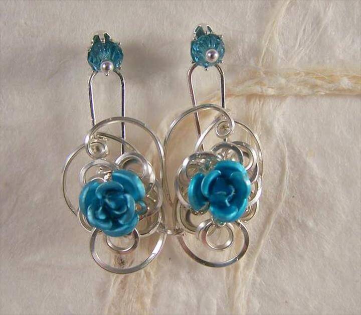 Wire Wrapped Jewelry With Tips Such As How To Make Wire Wrappedcelets In This Wire Wrapped Jewelry With Tips Such As How To Make Wire Wrappedcelets In This