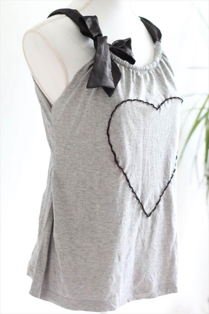 38 Very Easy DIY T-Shirt Refashion Ideas To Try | DIY to Make
