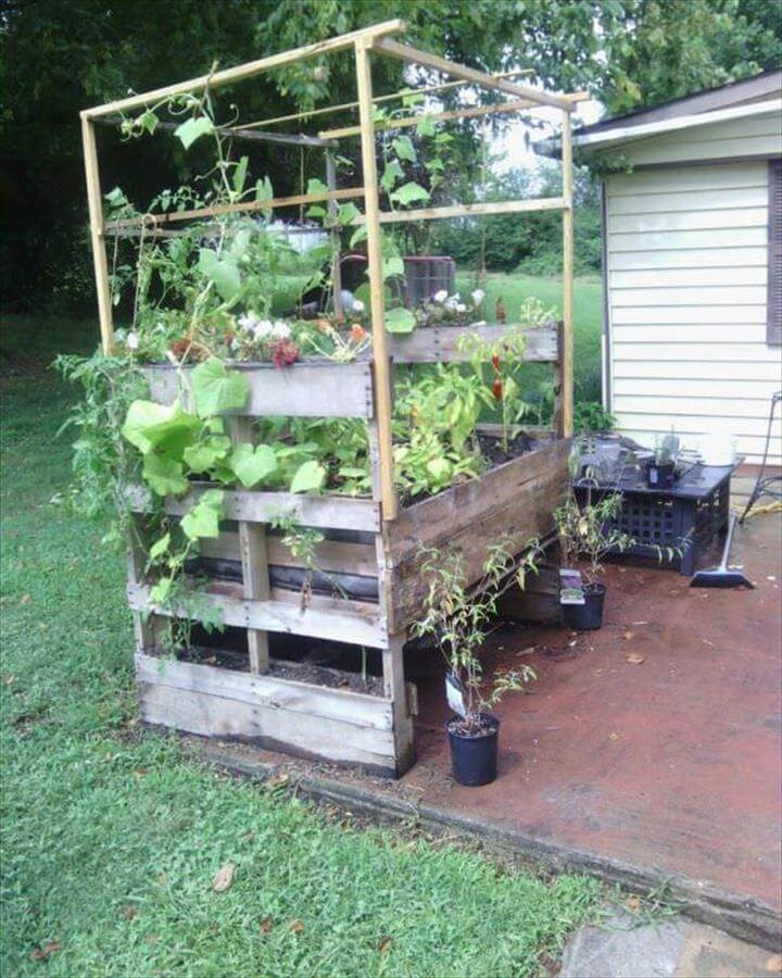 15 Handmade Pallet Garden Planters DIY to Make
