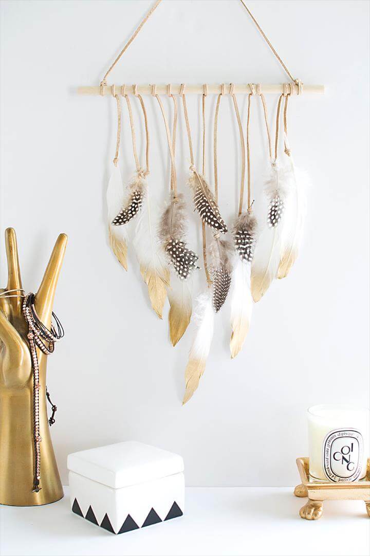 25 Best DIY Feather Project Ideas DIY to Make