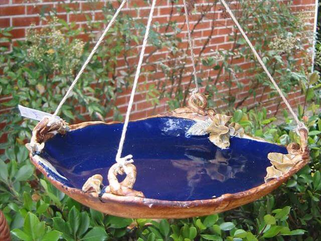 7 DIY Bird Bath For Summer Garden Decor | DIY to Make 7 DIY Bird Bath For Summer Garden Decor | DIY to Make on Bird Bath Decorating Ideas
id=57550