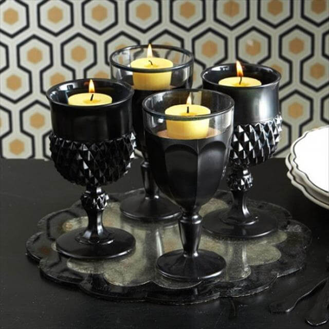 20 DIY Spooky Halloween Centerpieces