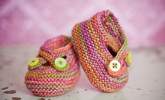 16 DIY Cute Crochet Baby Booties