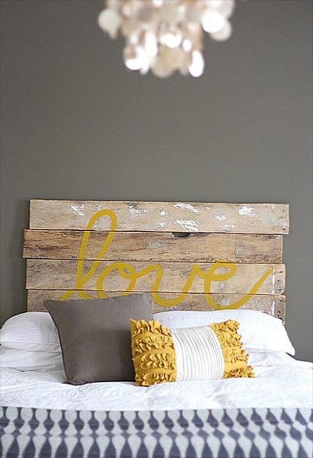 13 DIY Vintage Headboard Ideas