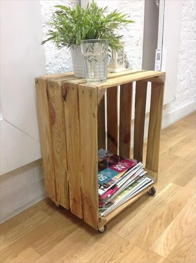 26 DIY Pallet Side Table
