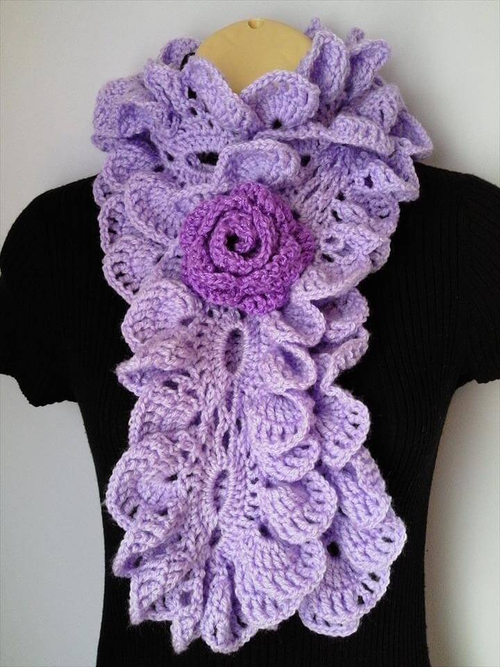 26 Easy & Free Crochet Neck Warmer Patterns
