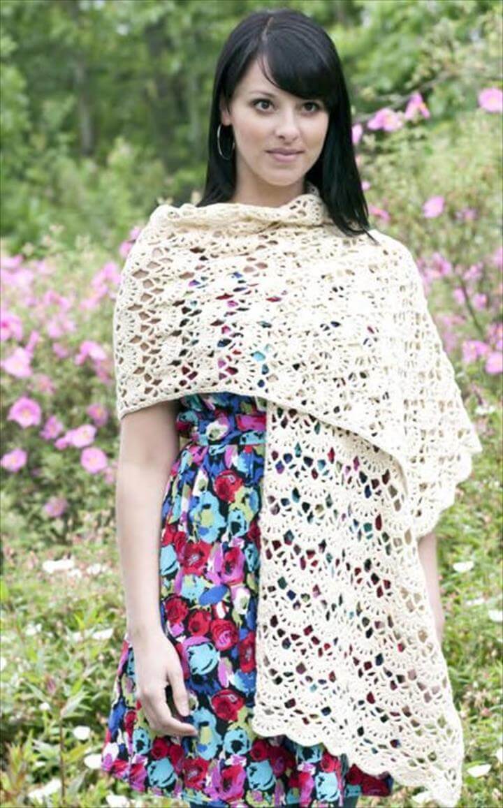 24 Lots Of Inspiration/ Crochet Poncho Design