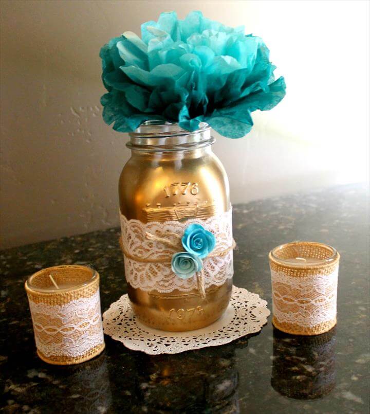 Mooie Mason Jar Craft Idee! Deze beschilderde mason jars zijn mooie centerpieces voor de