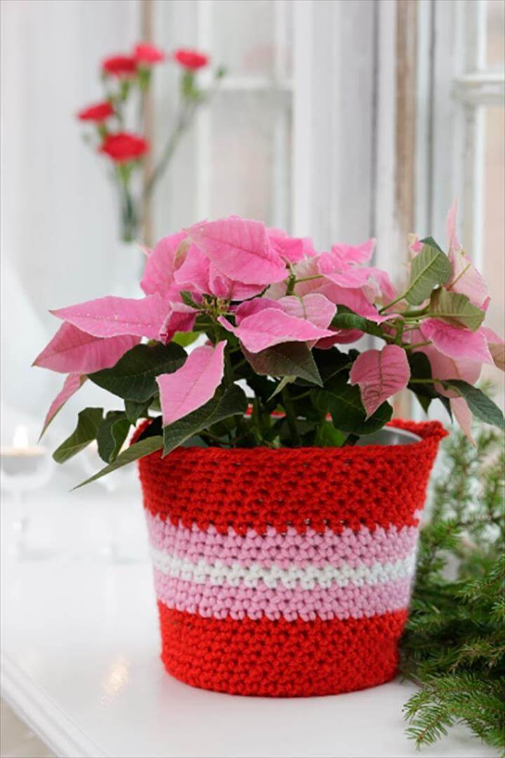 33 Easy Crochet Flower Pot &amp; Plant Cover Ideas