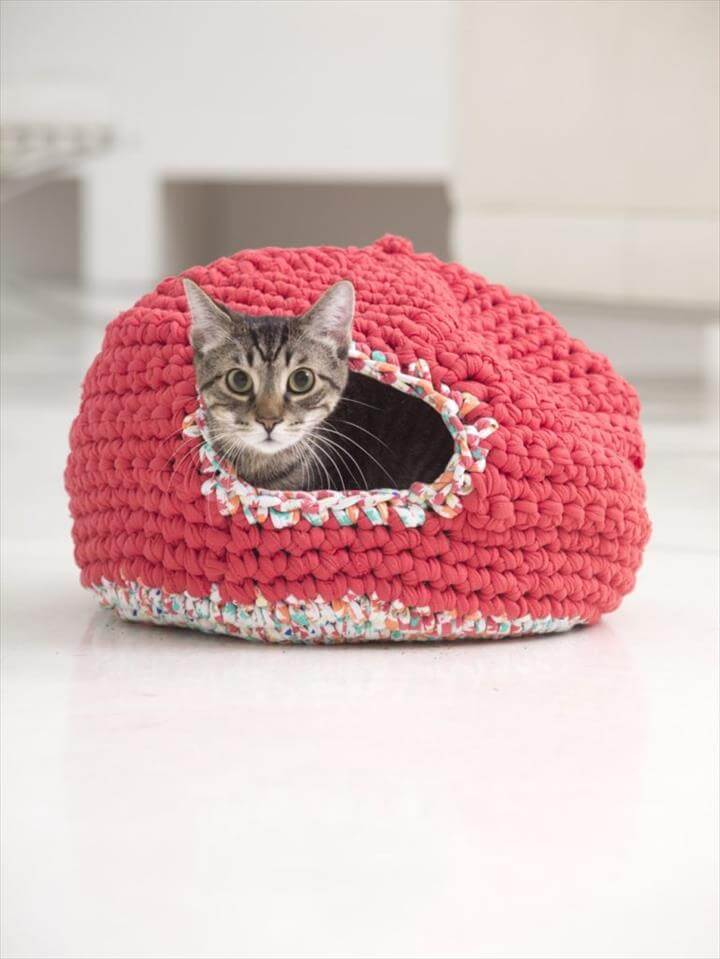 crochet cat igloo pattern