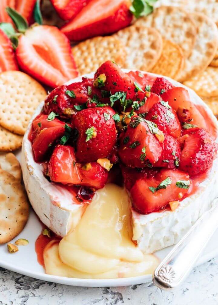 Roasted Strawberry Baked Brie