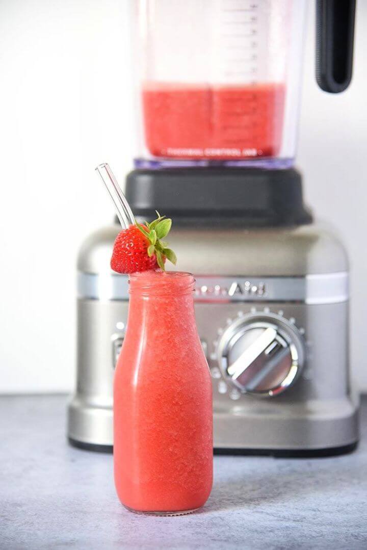DIY Strawberry Watermelon Juice 3