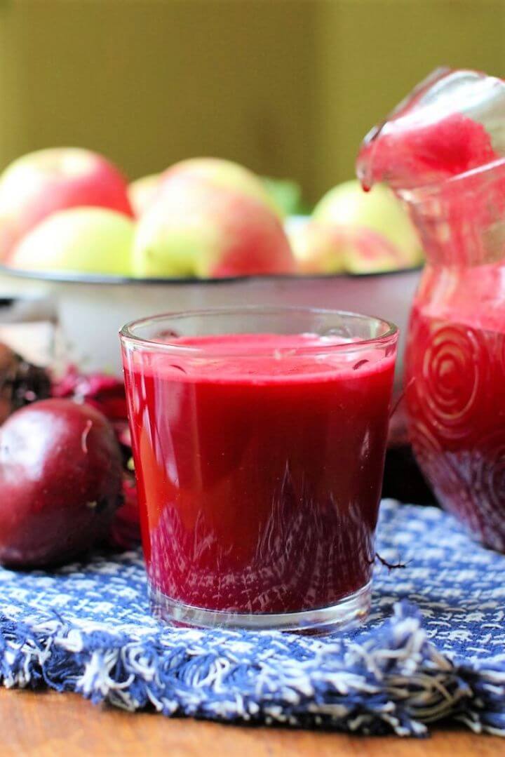 How To Make DIY Apple Beet Juice 4