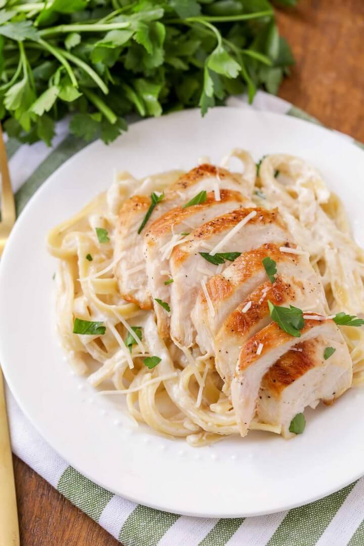 10 Quick & Easy Recipes For Chicken Alfredo – DIY to Make