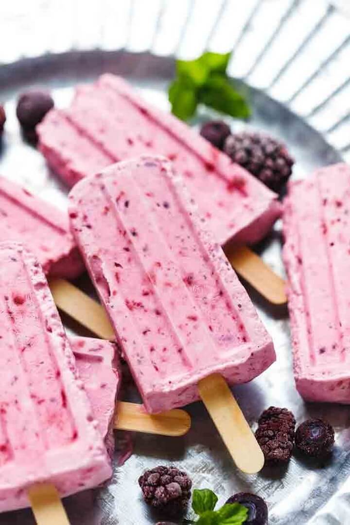 10 Recipes For Popsicles To Try And Make DIY to Make