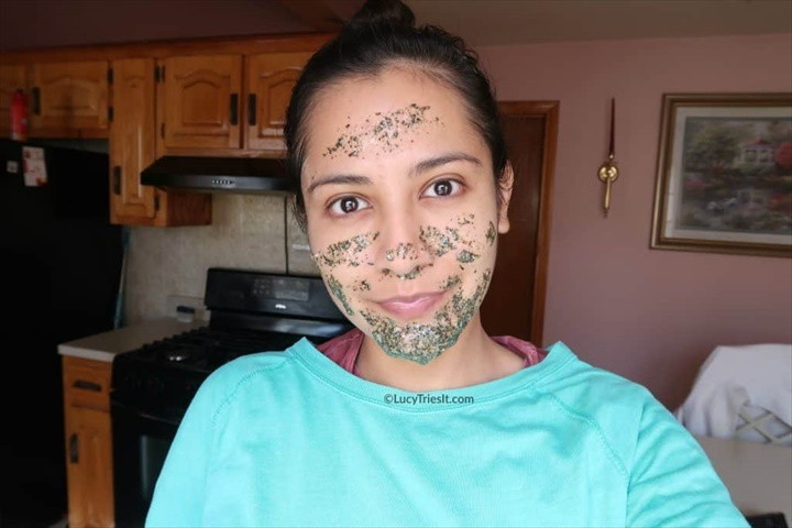 DIY Green Tea Honey Face Mask For Acne