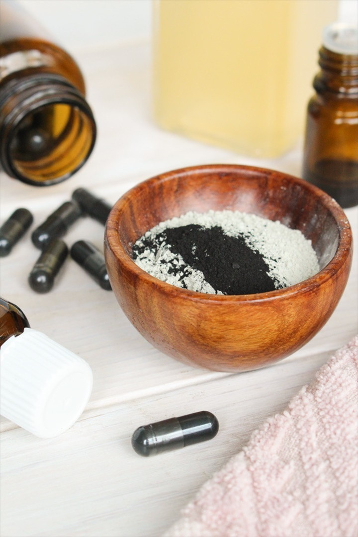 The Ultimate Guide to DIY Face Masks for Acne