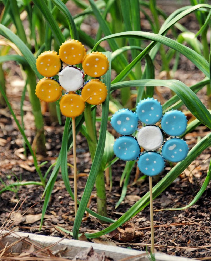 20 Smart Ways To Recycle Bottle Caps And Lids in 2021 {Updated}