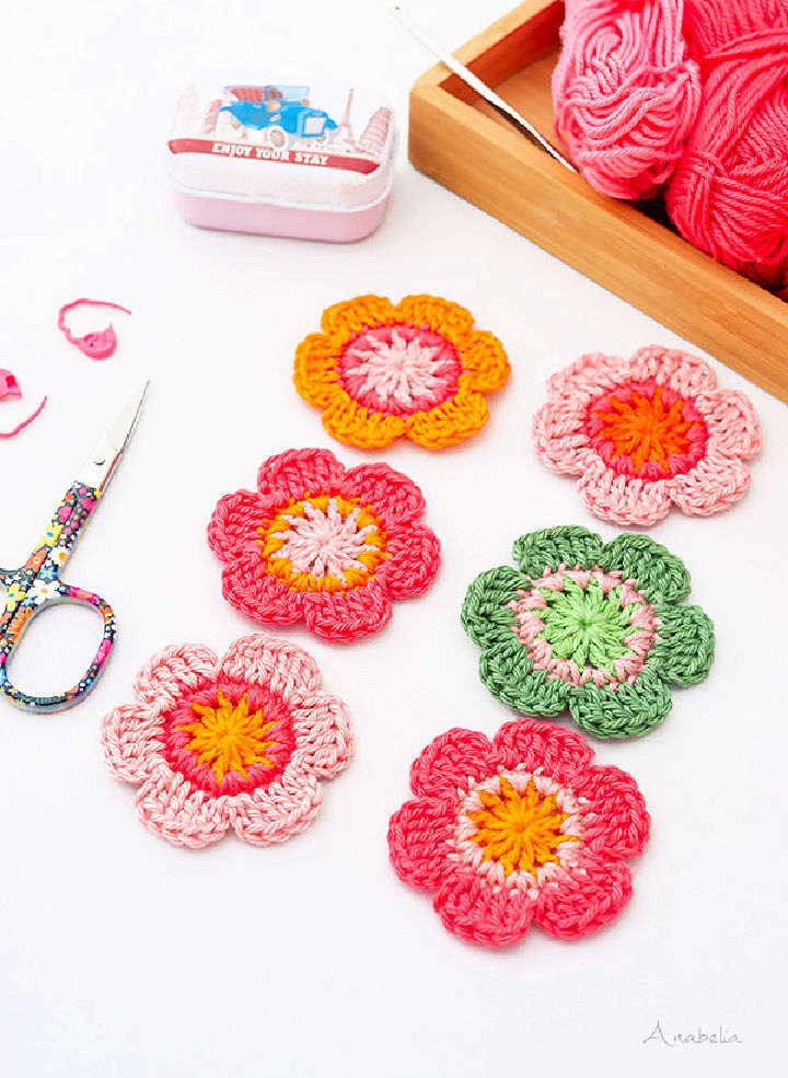 6 Petal Crochet Flower Pattern