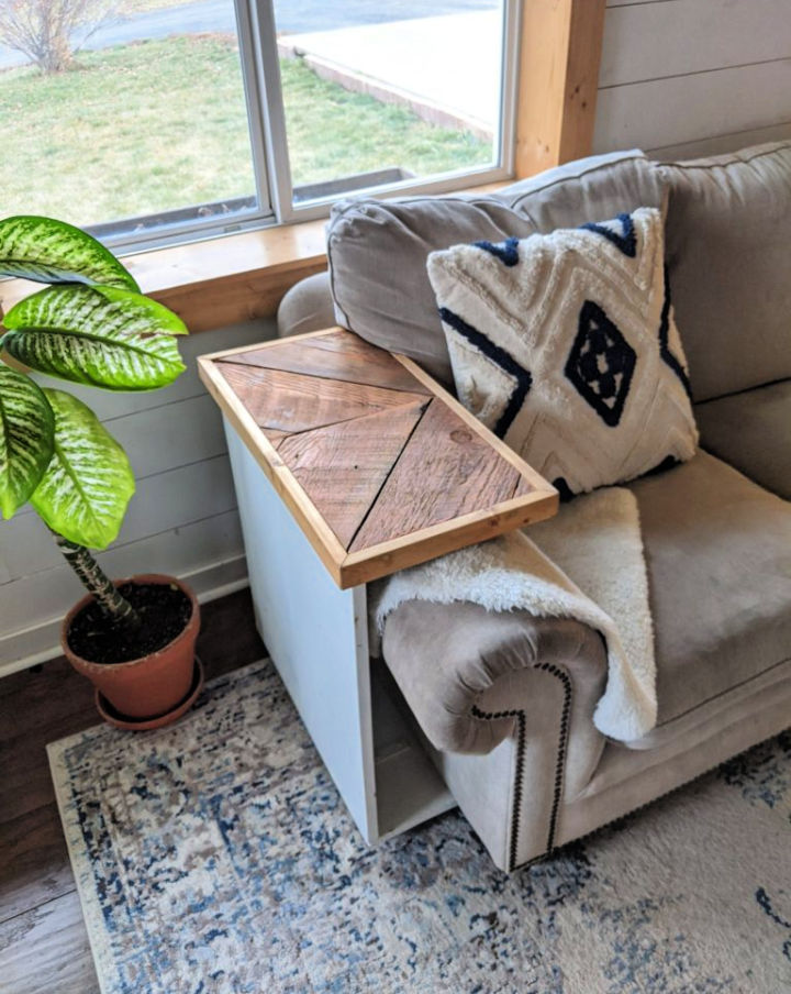 35 Best DIY End Table Plans and Ideas {2021 Updated}
