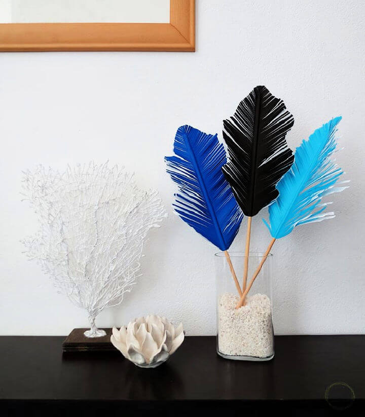 15 Creative Feather Crafts To Make DIY to Make