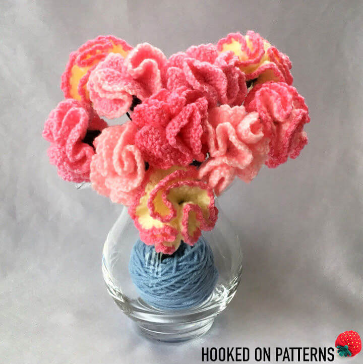 Free Crochet Flowers Pattern for Carnations