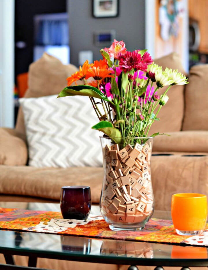 15 Decorative Art Ideas With Scrabble Tiles DIY to Make