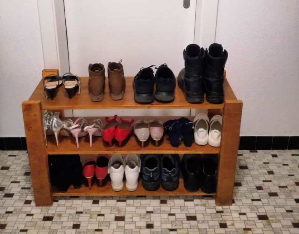 diy cowboy boot rack
