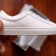 3 Tips for Decorating Plain White Sneakers for the Fall
